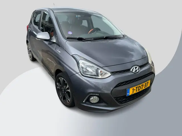Hyundai i10 1.0i i-Motion Comfort Plus 2014 Benzine 4