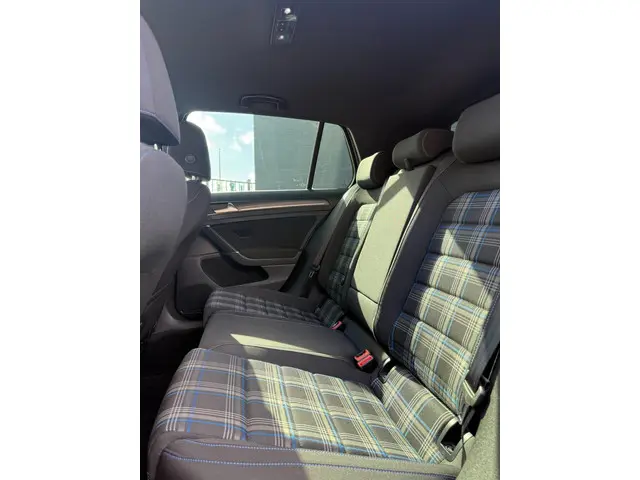 Volkswagen Golf 1.4 TSI PHEV GTE 2017 Hybride Benzine 9
