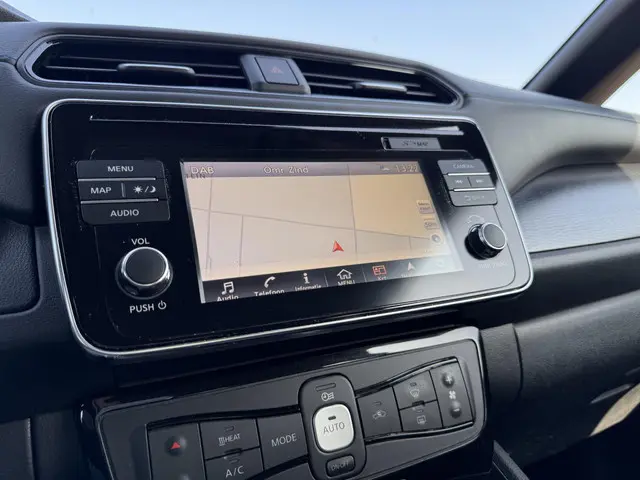 Nissan Leaf N-Connecta 40 kWh 2019 Elektrisch 16