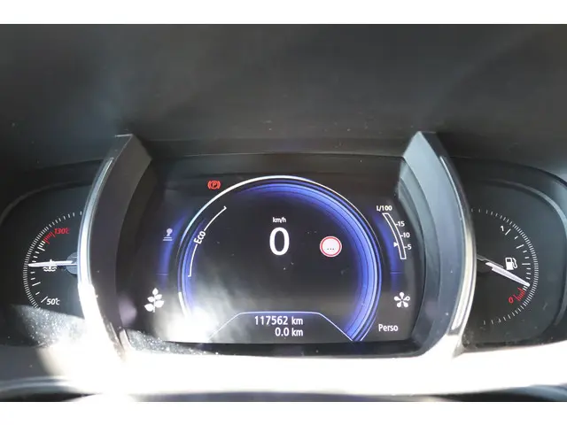 Renault Mégane Estate 1.3 TCe 140pk Bose 2019 Benzine 4