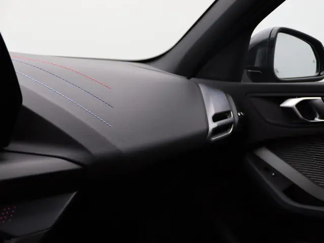 BMW 1 Serie 120 2026 Benzine 13