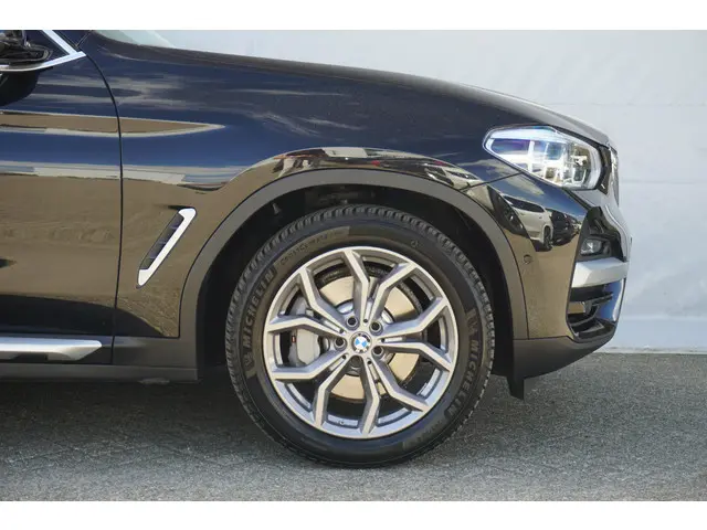 BMW X3 xDrive30e 2021 Hybride Benzine 4