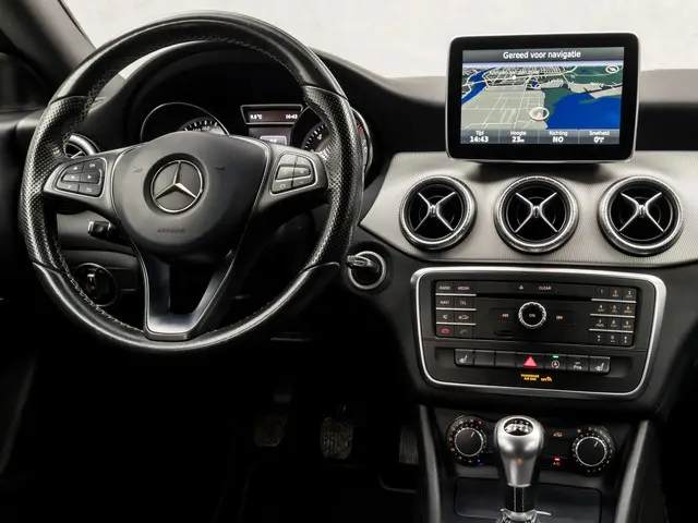 Mercedes-Benz CLA Shooting Brake 180 Sport 2015 Benzine 7