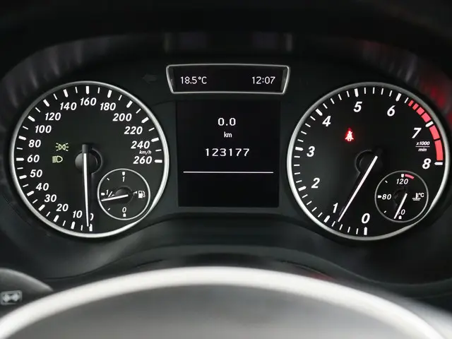 Mercedes-Benz B-Klasse 180 Ambition 2014 Benzine 4