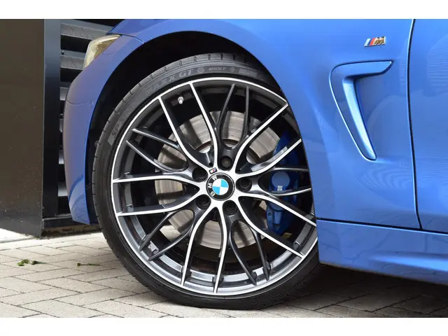 BMW 4 Serie Coupé 430i 2017 Benzine 32