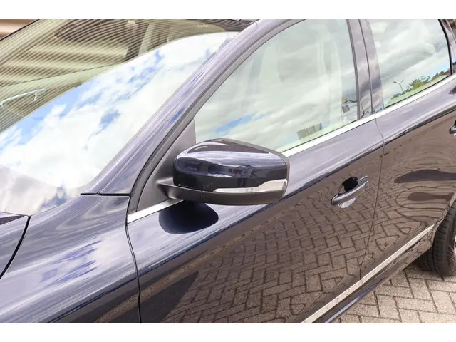 Volvo XC60 T5 FWD Summum 2015 Benzine 12