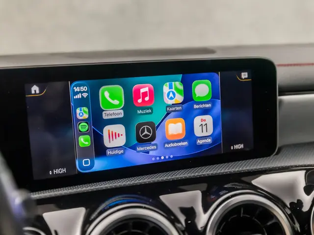 Mercedes-Benz CLA 200 AMG Sport 2019 Benzine 8