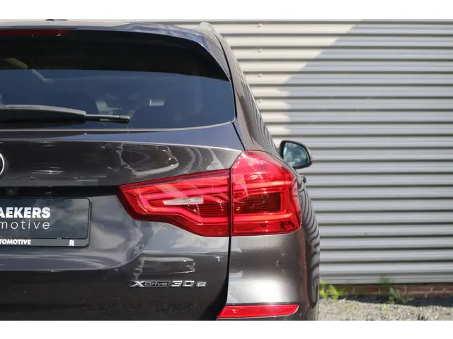 BMW X3 xDrive30e 2020 Hybride Benzine 37