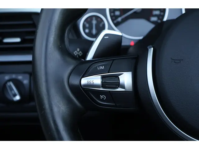 BMW 4 Serie Cabrio 435i M Sport 2016 Benzine 28