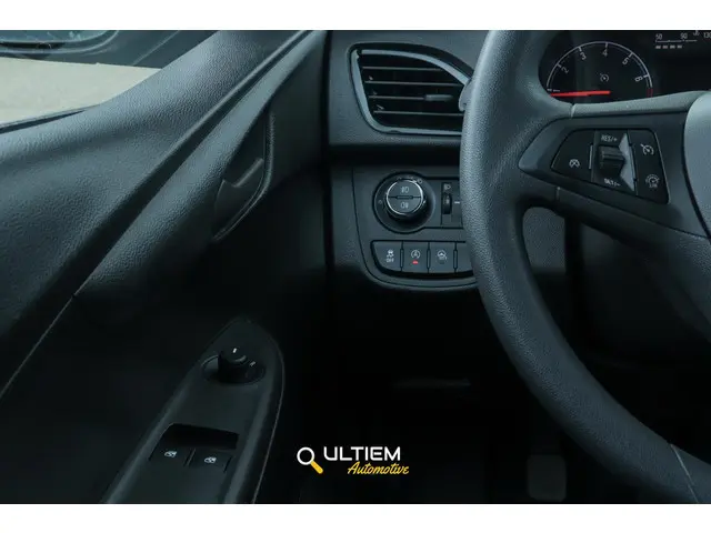 Opel KARL 1.0 ecoFLEX Edition 2017 Benzine 17