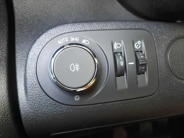 Opel Combo 1.6D L1H1 Edition 2019 Diesel 11