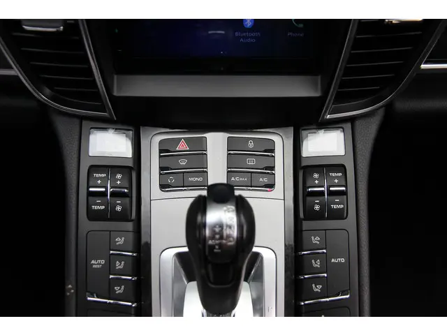 Porsche Panamera 4.8 S 2012 Benzine 28