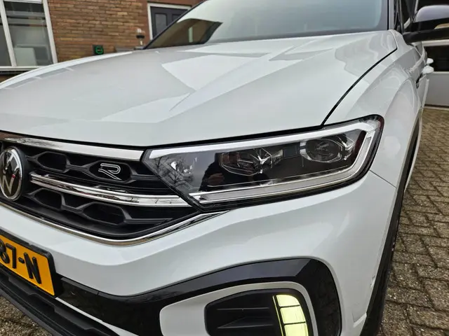 Volkswagen T-Roc 1.5 TSI R-Line Edition 2025 Benzine 10