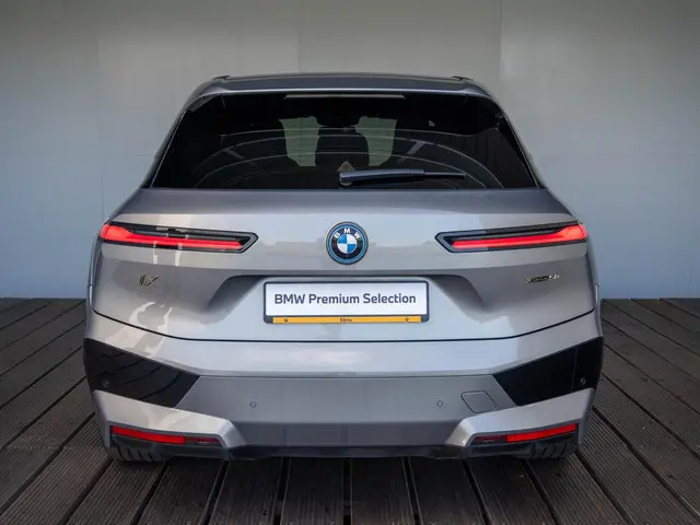 BMW iX xDrive50 2023 Elektrisch 5