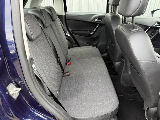 Citroën C3 1.2 PureTech Selection 2016 Benzine 20