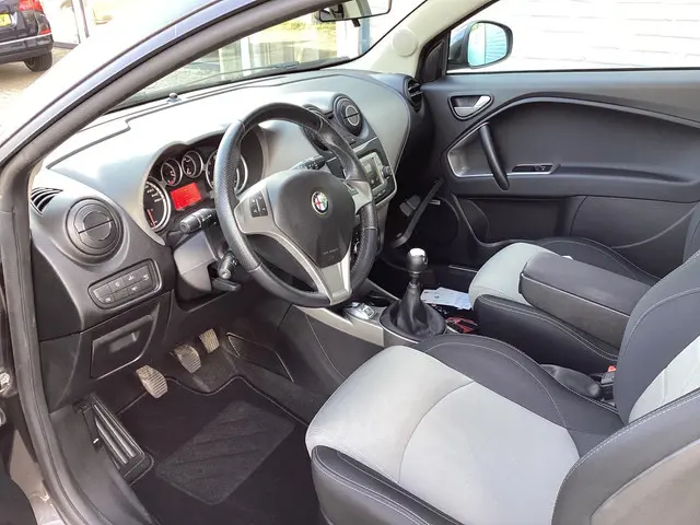 Alfa Romeo MiTo 3