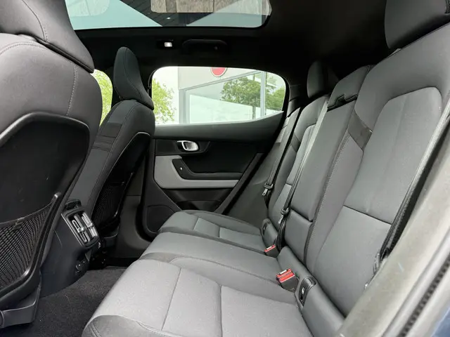 Polestar 2 Aut. Long Range Dual AWD 2020 Elektrisch 16