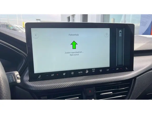 Ford Kuga 2.5 FHEV ST-Line X 2024 Hybride Benzine 31