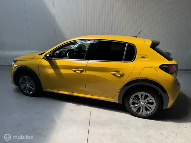 Peugeot e-208 EV 50 kWh Automaat 2022 Elektrisch 5