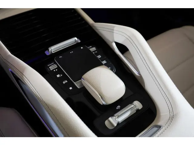 Mercedes-Benz GLE 580 4MATIC Premium Plus 2020 Benzine 28
