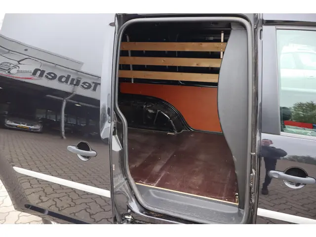 Volkswagen Caddy 2.0 TDI L1H1 BMT Trendline 2019 Diesel 14