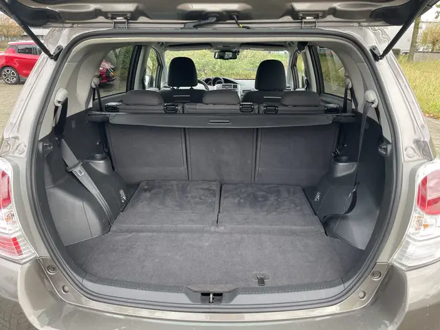 Toyota Verso 1.8 VVT-i Dynamic 7 Persoons 2016 Benzine 13