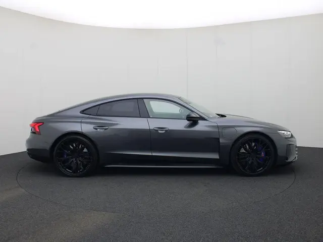 Audi e-tron GT RS 93 kWh 440kW/598pk 2023 Elektrisch 3