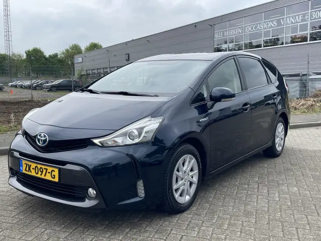 Toyota Prius + 1.8 Comfort 2017 Hybride Benzine 2