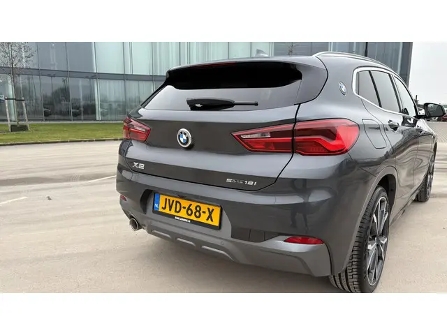 BMW X2 sDrive18i High Executive 2019 Benzine 4