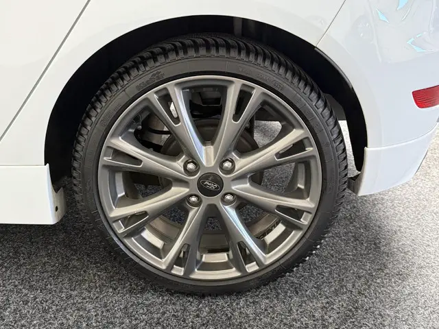 Ford Fiesta 1.0 EcoBoost ST Line 2017 Benzine 19