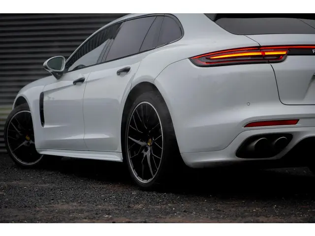 Porsche Panamera Sport Turismo 2.9 4S 2018 Benzine 46