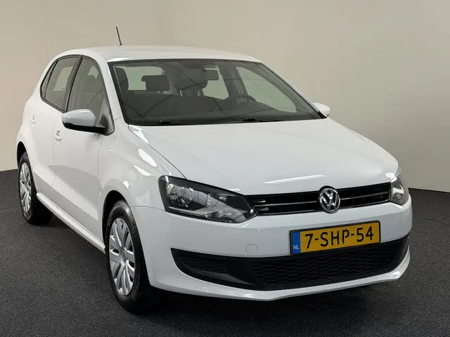 Volkswagen Polo 2
