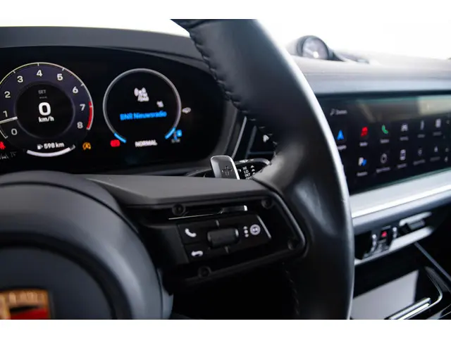 Porsche Cayenne Coupé 4.0 S 2023 Benzine 47