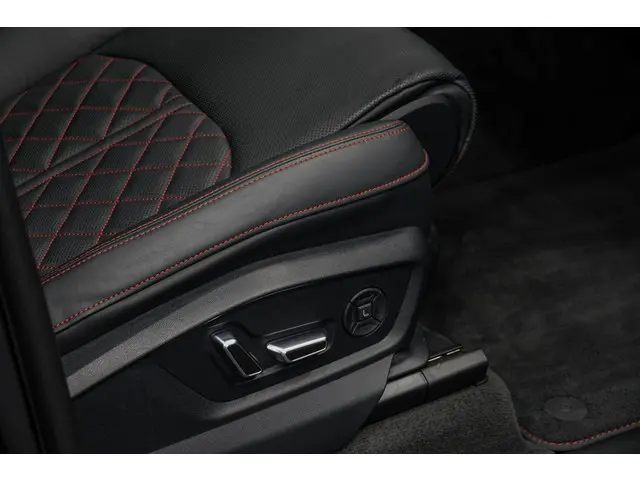 Audi SQ8 4.0 TFSI Quattro 2024 Benzine 18