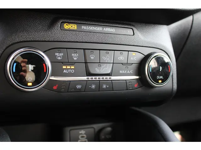 Ford Kuga 2.5 PHEV ST-Line X 2023 Hybride Benzine 14