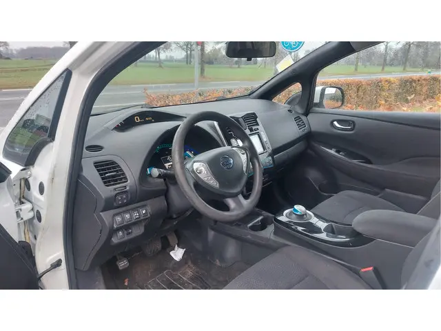 Nissan Leaf Acenta 24 kWh 2013 Elektrisch 3