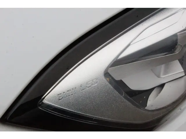 BMW 3 Serie 318d Executive Edition 2020 Hybride Diesel 17