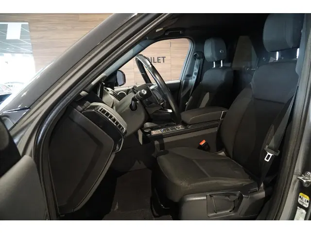 Land Rover Discovery 2.0 Sd4 2018 Diesel 8