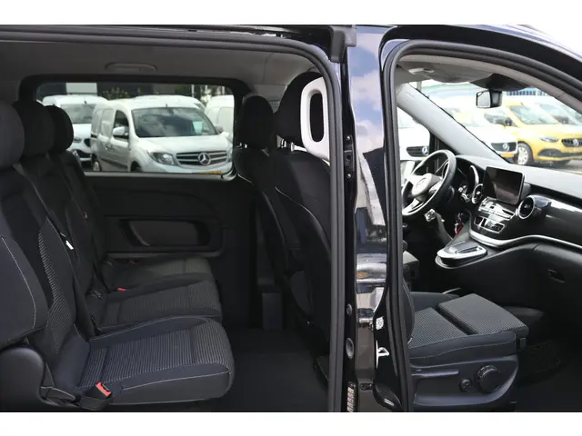 Mercedes-Benz V-Klasse 250d Lang DC 2023 Diesel 9