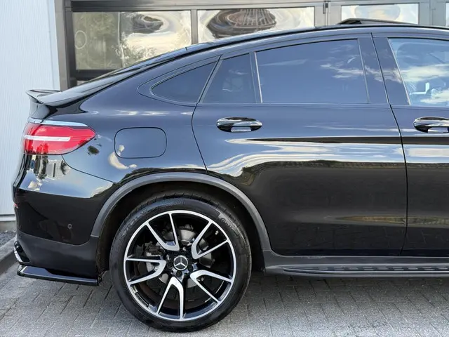 Mercedes-Benz GLC AMG 43 4MATIC 2017 Benzine 21