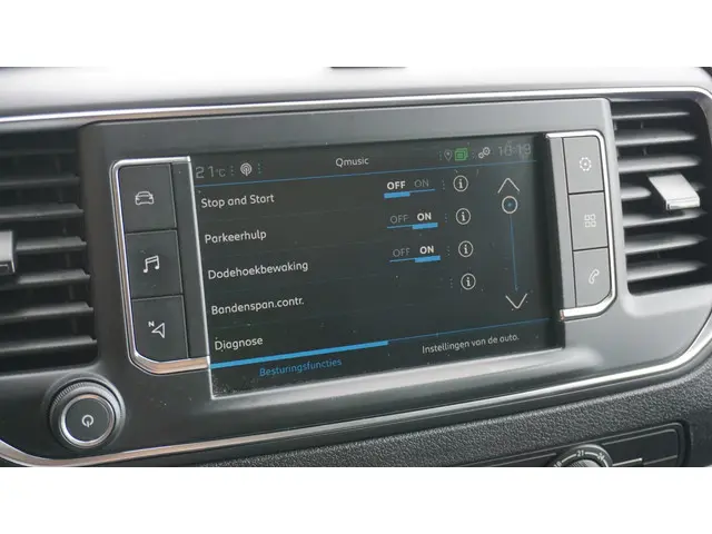 Peugeot Expert 2.0 122PK BlueHDI 120 Premium 2019 Diesel 16