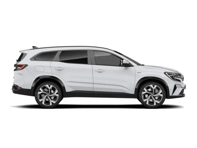 Renault Espace esprit Alpine 2025 Hybride Benzine 4