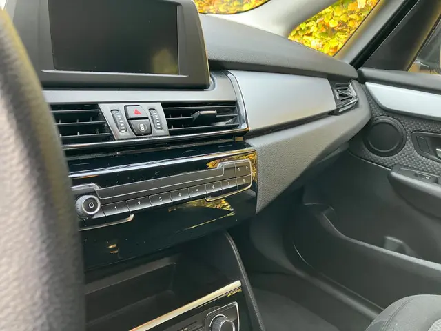 BMW 2 Serie Active Tourer 216i. VERKOCHT 2017 Benzine 18