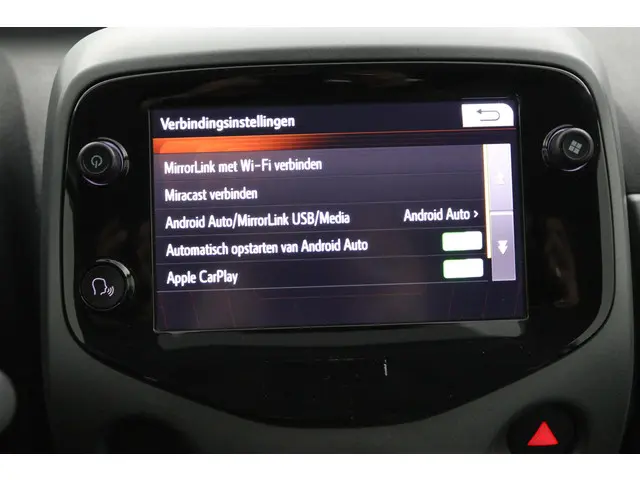 Toyota Aygo 1.0 VVT-i x-play 2022 Benzine 46