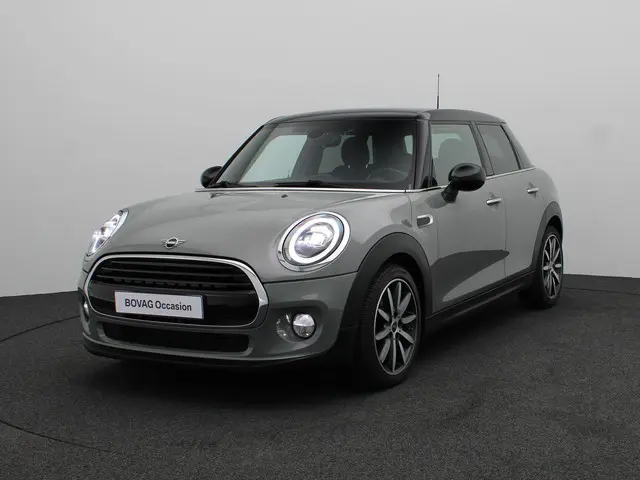 MINI 5-Deurs Cooper 2019 Benzine 27