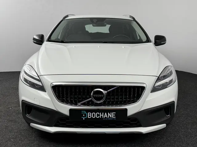 Volvo V40 Cross Country 1.5 T3 Edition+ 2018 Benzine 19