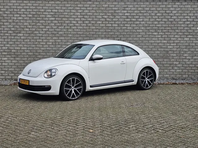 Volkswagen Beetle 1.2 TSI Trend 2012 Benzine 31