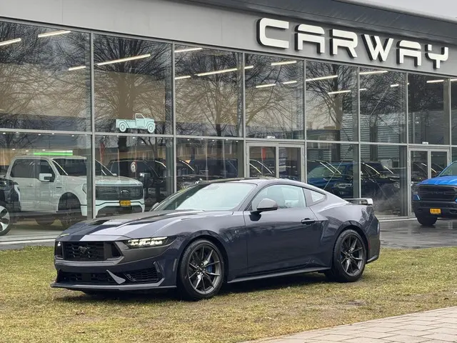 Ford Mustang 2