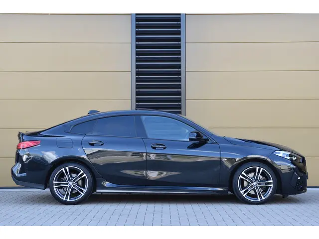 BMW 2 Serie Gran Coupé 218i 2021 Benzine 6