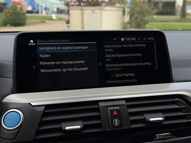 BMW iX3 Executive 80 kWh 2021 Elektrisch 37